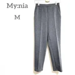 Item thumbnail for item c842c601-4bc5-432e-806f-2940d64f13da