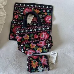 LOVERARY 花柄刺繍トートバッグ4点セット
