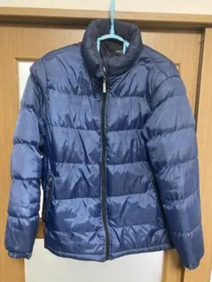 ネイビー ダウンジャケット