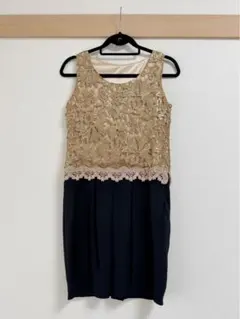 パーティドレス ゴールド×ブラック　エレガントな刺繍入りパーティードレス 袖なし