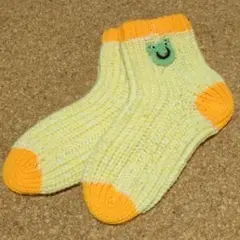 イエロー オレンジ 手編み風 ルームソックス カエル 柔らか もこもこ あったか