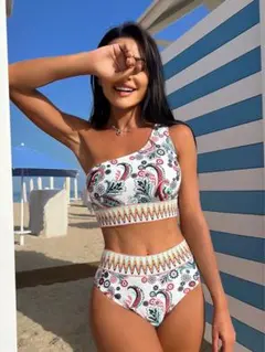 【新品未使用】水着　ペイズリー柄