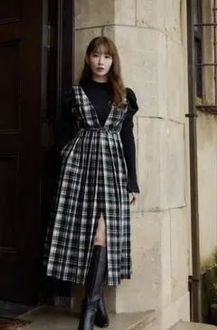 2026年最新】HERLIPTO ワンピース ブラックの人気アイテム - メルカリ