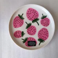 2026年最新】マリメッコ いちご プレートの人気アイテム - メルカリ