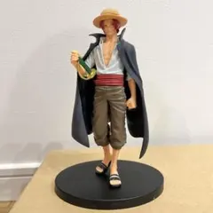 ワンピース シャンクス フィギュア