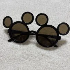 東京ディズニーリゾート ミッキーシェイプ サングラス 黒縁 ブラックフレーム
