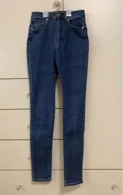 GU ハイウエストスキニージーンズ