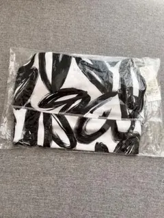 Sukala 新品未使用タグ付ハートプリントブラトップのみ　Mサイズ