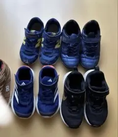 4足セット　キッズスニーカー