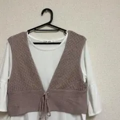 白Tシャツ＆ピンクニットベスト セット