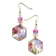 和風　薔薇の花と蝶　六角形　ピアス