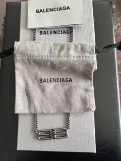 新品同様 BALENCIAGA 人気商品メタルチェーンネックレスのサムネイル