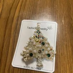 クリスマスツリーのブローチ