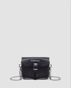 【新品タグ付き】Dr.Martens 5インチサッチェルバッグ　黒のサムネイル