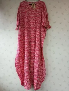 インドネシア　ジャガードシルク手描きバティック　レッド　グリーン 2025年最新】バディックの人気アイテム - メルカリ