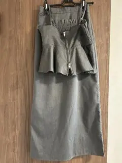 natural coutureフロントZIPペプラムキャミ+ナロースカートセットのサムネイル