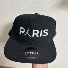 Jordan PARIS ロゴ スナップバックキャップ