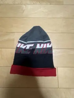 Nike ニット帽 グレー・黒・赤