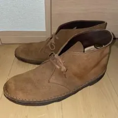 名作 希少イングランド製【Clarks】スウェードレザー デザートブーツ 42