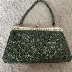 ビーズ刺繍 クラッチバッグ 花柄