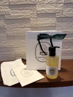 diptyque フレグランス ウォッシュ ジェル オー デ サンスのサムネイル
