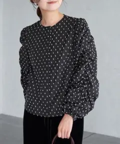 ピンク✨定価1.6万❤️ IENA×Naoko Tsuji レース Tブラウス◇ - メルカリ