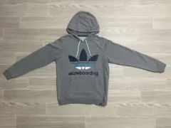 【古着】adidas skateboarding 薄手パーカー　グレー