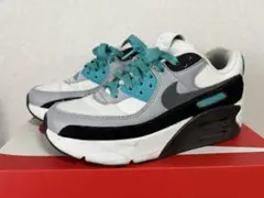 Item thumbnail for item c5bbcf80-eea5-4071-ad58-79f6c7f9aab5