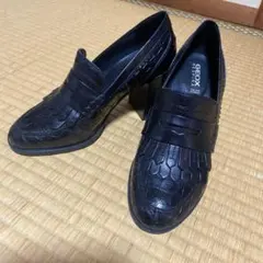 GEOX ローファー　ヒール　黒　35のサムネイル