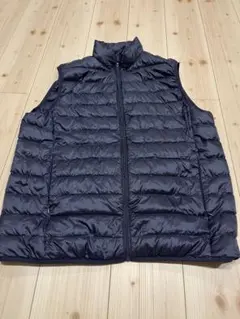 ネイビー ダウンベスト　ユニクロ　XL