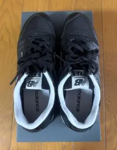 New Balance ブラック スニーカー