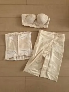 FOUR SIS & CO ブライダルインナーセット