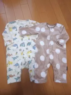 恐竜柄とドット模様ロンパース3点セット 新品未使用