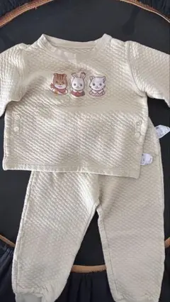 ユニクロ　キルトパジャマ 上下セット ベビー キッズ シルバニア風 110cm