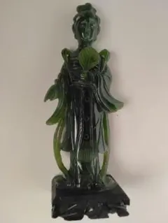 置物　石の仏像　グリーン色
