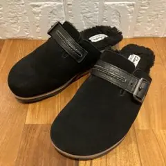 極美品☆ Clarks ブラックスエード サンダル UK4.5 (23.5cm)のサムネイル