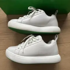 BOTTEGA VENETA ボッテガヴェネタ スニーカー 白 24 美品のサムネイル