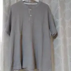 グレー ヘンリーネック Tシャツ　XLサイズ