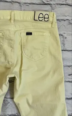 Item thumbnail for item e72ad241-226e-454c-acba-f9cfa0aa3dba