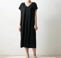 ベルメゾン サラリスト さっと乾いて風を通す綿混Vネックワンピース Ｍサイズ