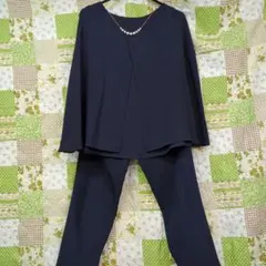 ネイビー パンツ上下セットアップ パール風ネックレス付き涼感さらさら