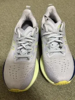ASICS ノバブラスト4 ランニングシューズ