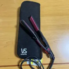 VS Sassoon ストレートヘアアイロン ブラック　ピンク　携帯用　mini