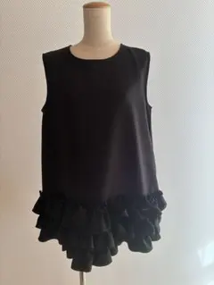 黒 フリル ノースリーブ チュニック