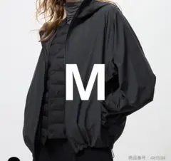 ユニクロ　ポケッタブルUVカットパーカ　ブラック