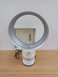 都《VSCNC》Dyson　Air Multiplier　AM01　扇風機