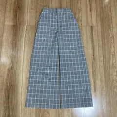 GU チェック柄パンツ