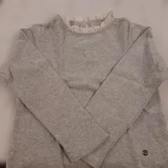 petit main グレー フリル付き長袖カットソー