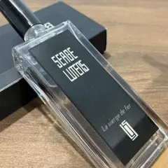 【廃盤】SERGELUTENS ラヴィエルジュドゥフェール 鉄の百合 50ml 廃盤】SERGELUTENS ラヴィエルジュドゥフェール 鉄の百合 50ml