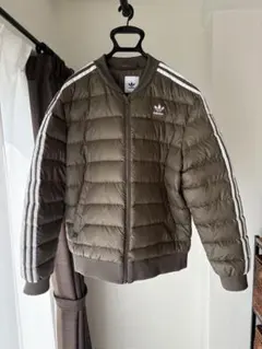 adidas ダウンジャケット オリーブ XL